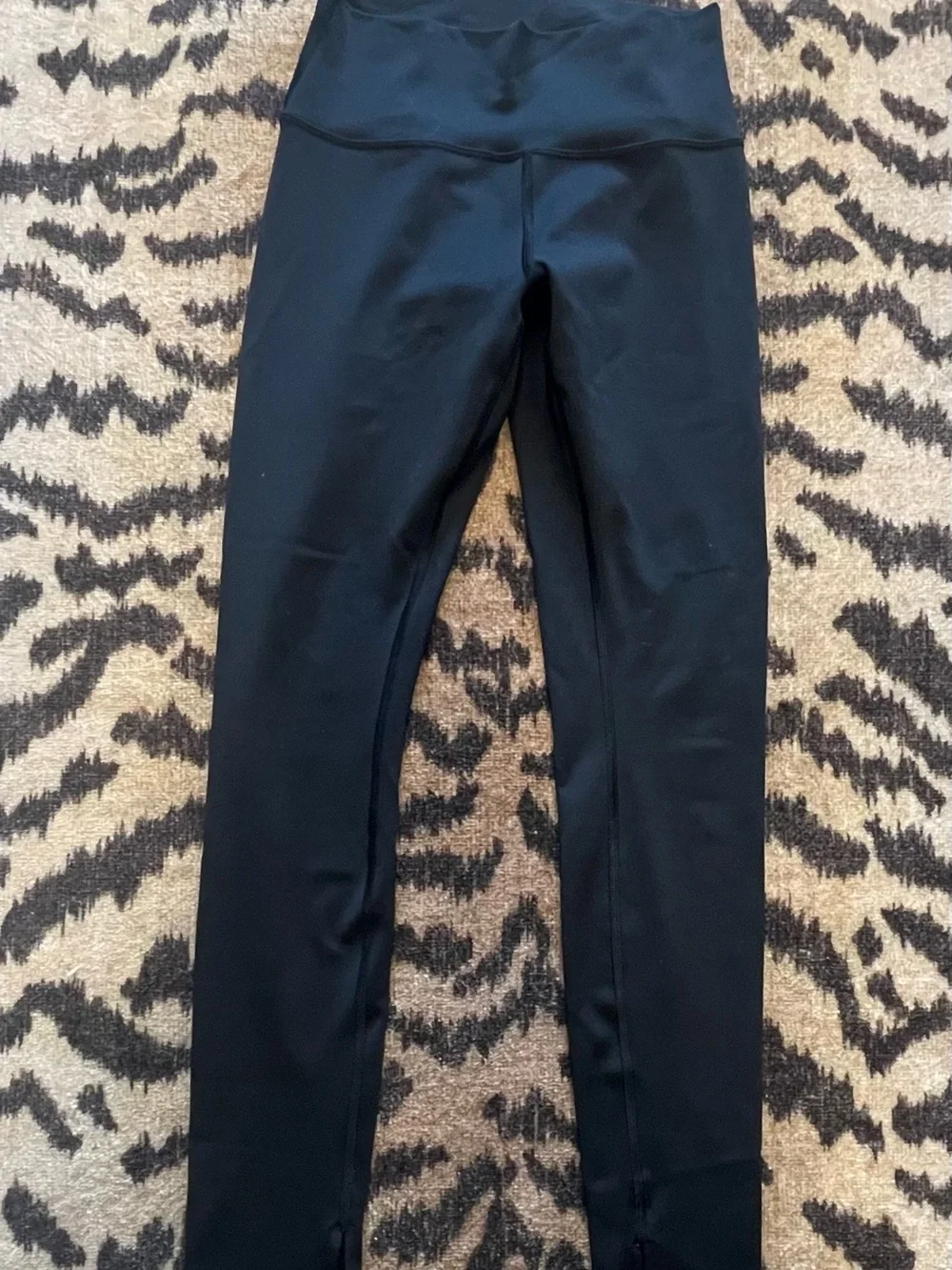 Alo High-Waist Black Leggings w/ ankle slit